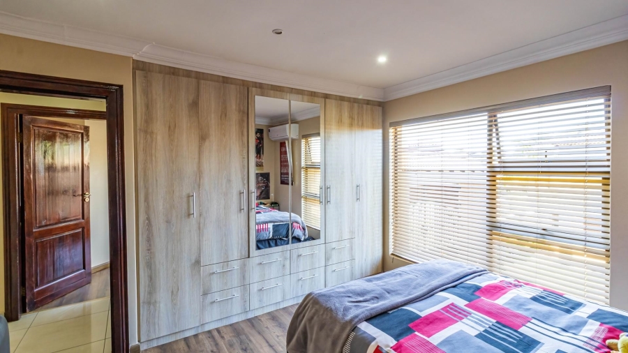 4 Bedroom Property for Sale in Meyersdal Gauteng