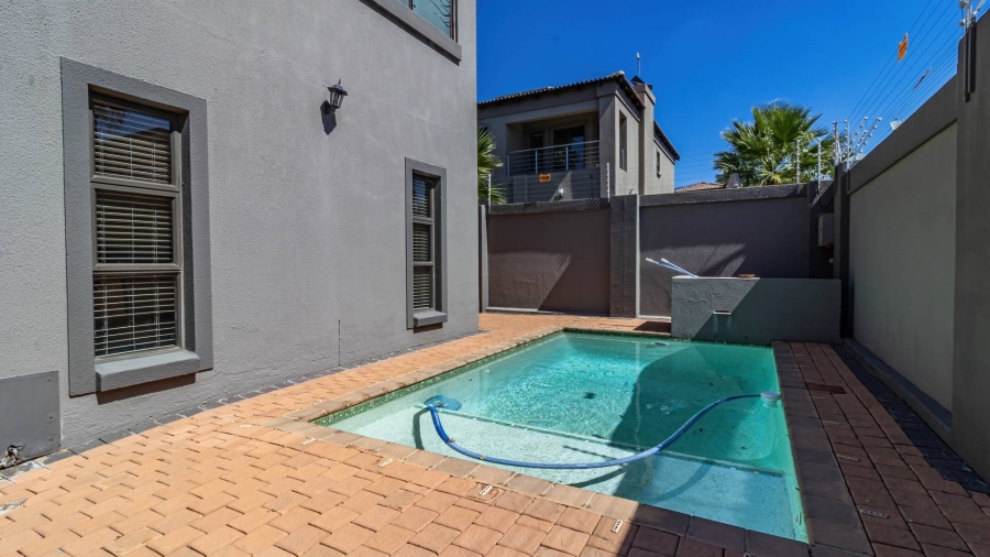 4 Bedroom Property for Sale in Meyersdal Gauteng