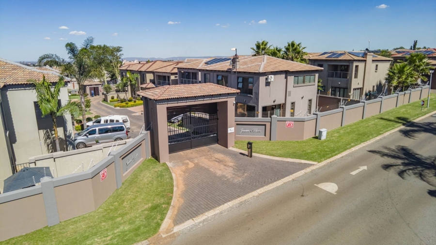 4 Bedroom Property for Sale in Meyersdal Gauteng
