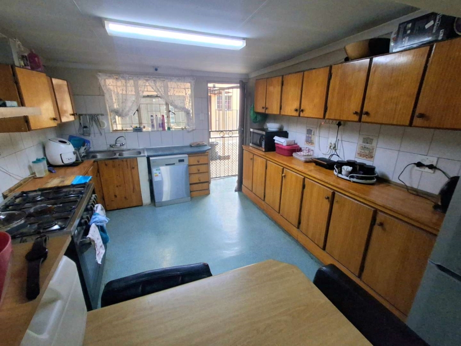 5 Bedroom Property for Sale in Daspoort Gauteng