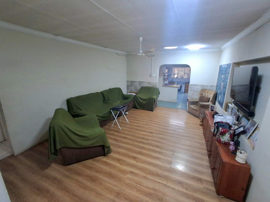 5 Bedroom Property for Sale in Daspoort Gauteng