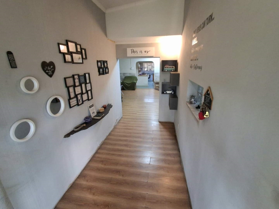 5 Bedroom Property for Sale in Daspoort Gauteng