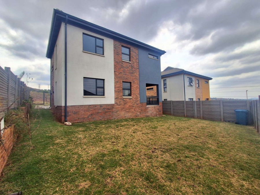 4 Bedroom Property for Sale in Lotus Gardens Gauteng