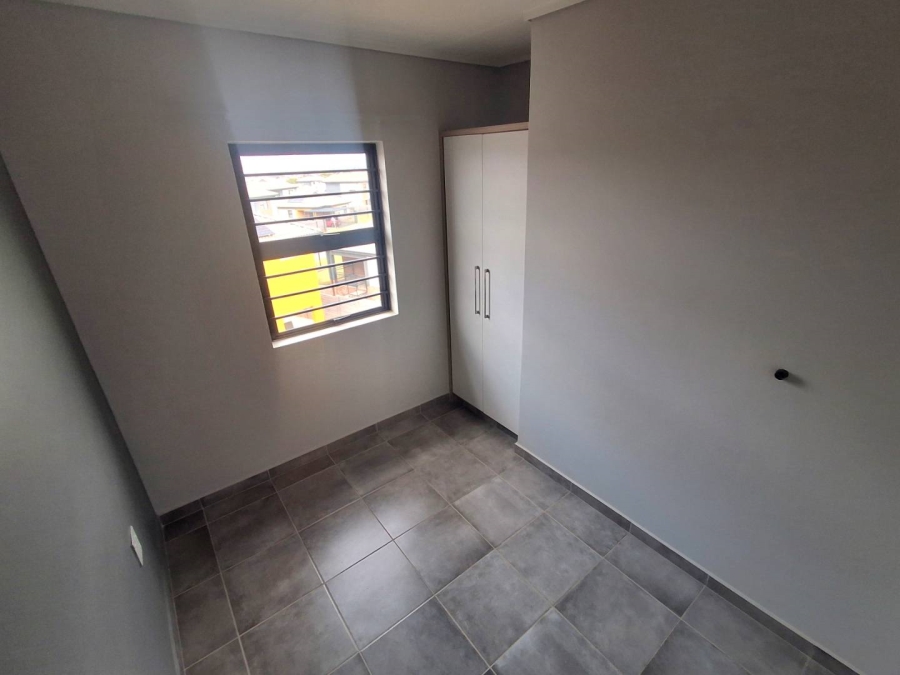 4 Bedroom Property for Sale in Lotus Gardens Gauteng