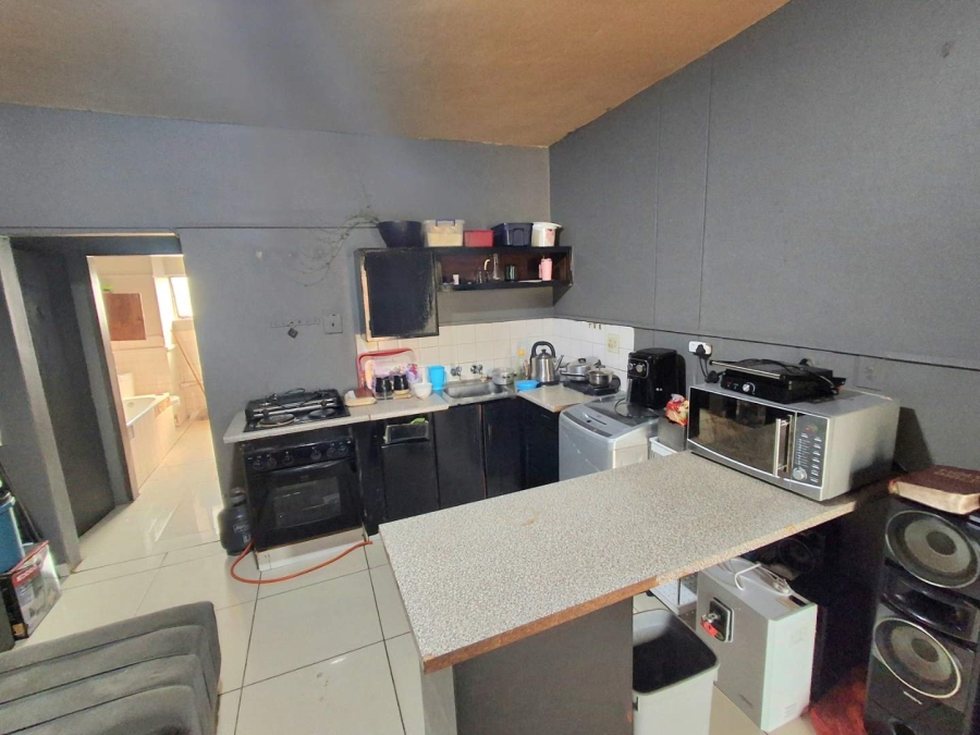 1 Bedroom Property for Sale in Pretoria West Gauteng