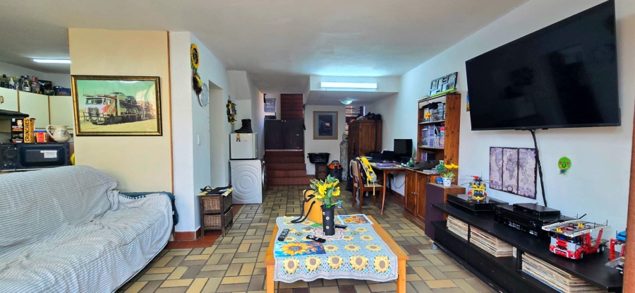 3 Bedroom Property for Sale in Die Wilgers Gauteng