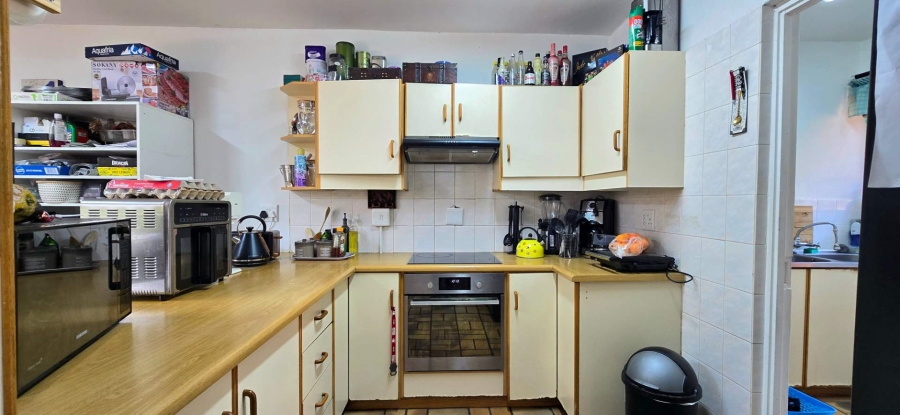 3 Bedroom Property for Sale in Die Wilgers Gauteng