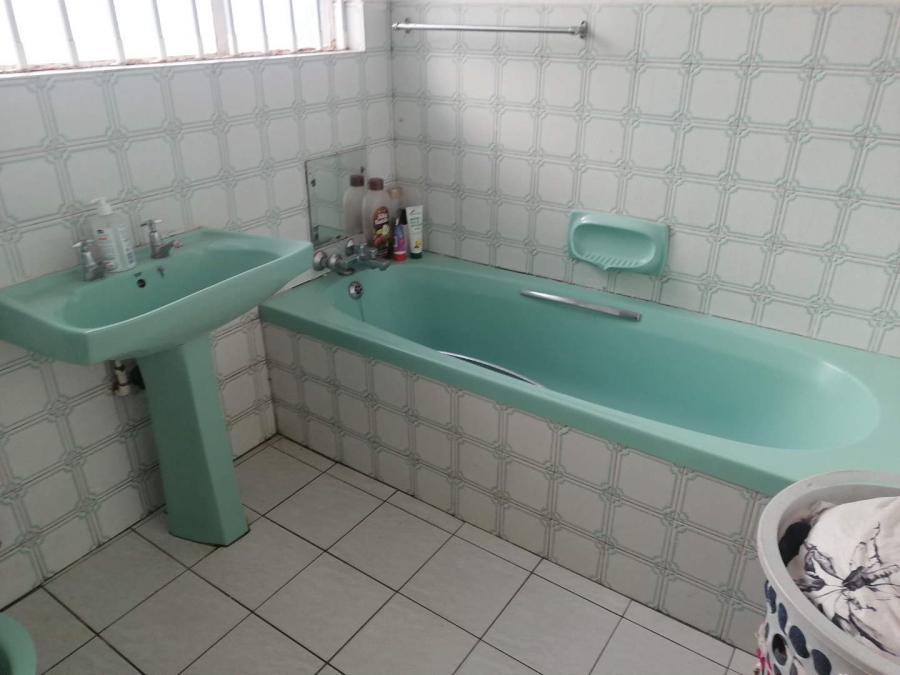 4 Bedroom Property for Sale in The Hill Gauteng