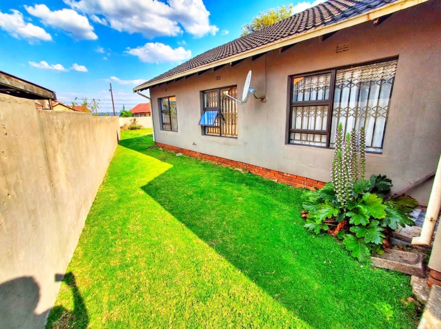 3 Bedroom Property for Sale in Dawn Park Gauteng