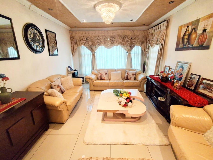 3 Bedroom Property for Sale in Dawn Park Gauteng