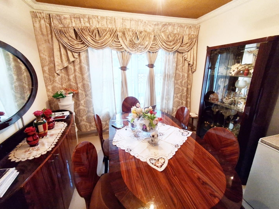 3 Bedroom Property for Sale in Dawn Park Gauteng
