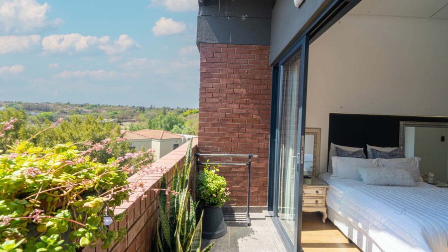 2 Bedroom Property for Sale in Broadacres Gauteng