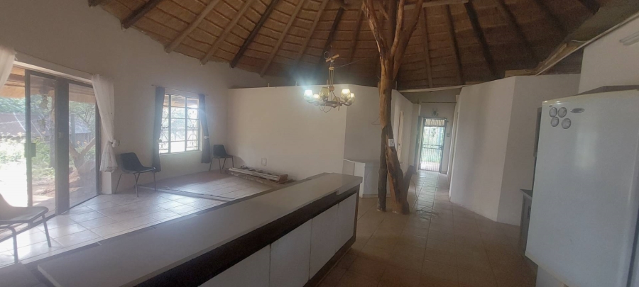 To Let 2 Bedroom Property for Rent in Zwavelpoort Gauteng