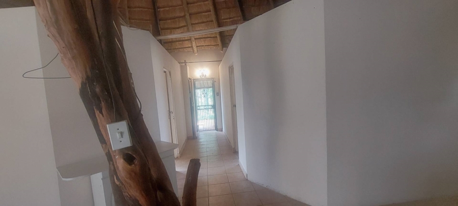 To Let 2 Bedroom Property for Rent in Zwavelpoort Gauteng