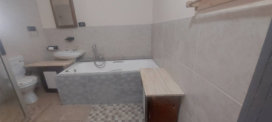 To Let 2 Bedroom Property for Rent in Zwavelpoort Gauteng