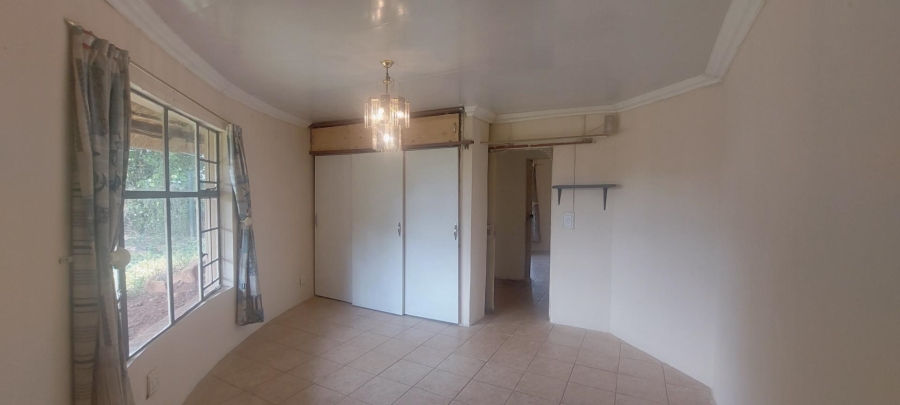 To Let 2 Bedroom Property for Rent in Zwavelpoort Gauteng