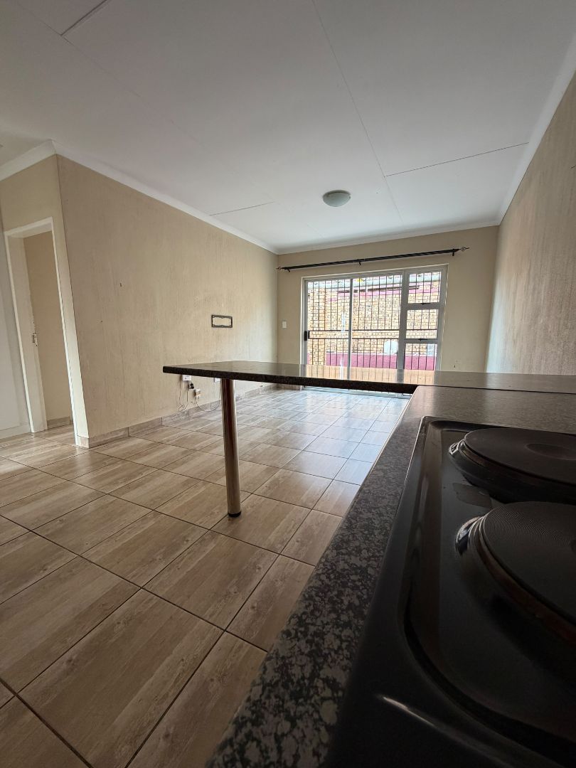2 Bedroom Property for Sale in Honeydew Gauteng
