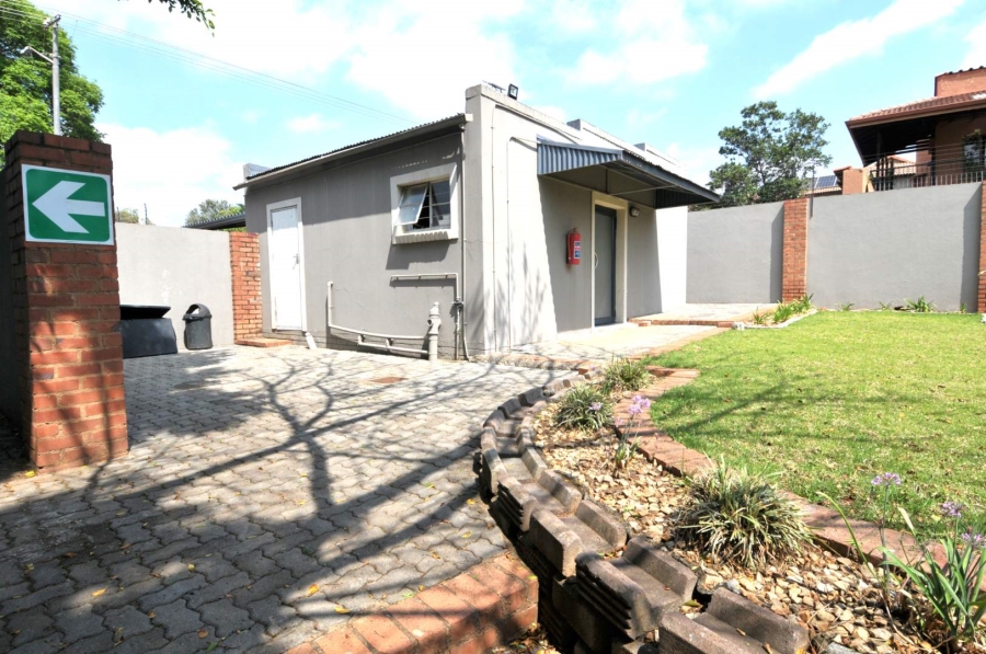 To Let Commercial Property for Rent in Menlo Park Gauteng