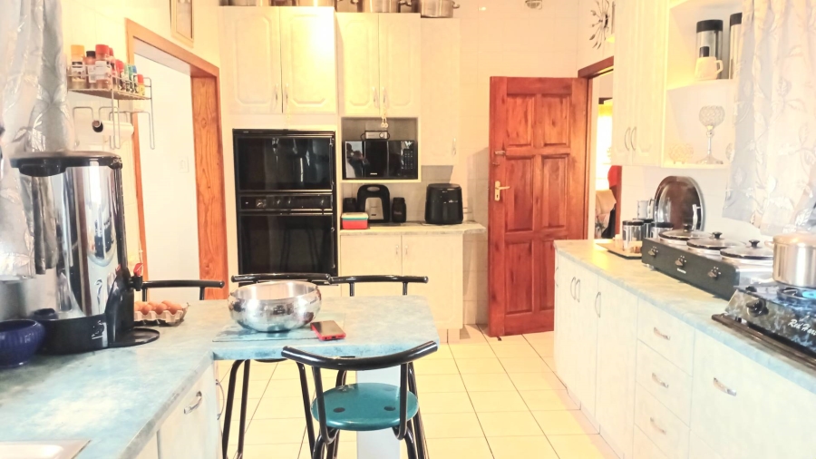 4 Bedroom Property for Sale in Lombardy East Gauteng