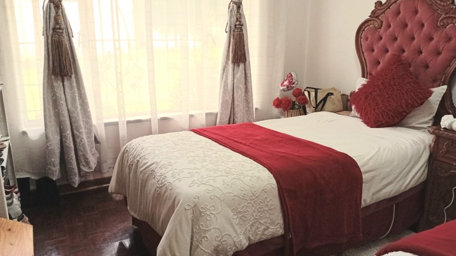 4 Bedroom Property for Sale in Lombardy East Gauteng