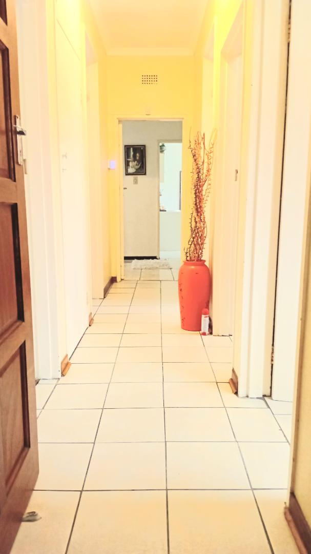4 Bedroom Property for Sale in Lombardy East Gauteng