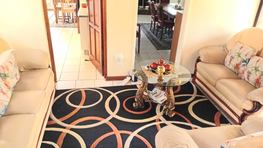 4 Bedroom Property for Sale in Lombardy East Gauteng