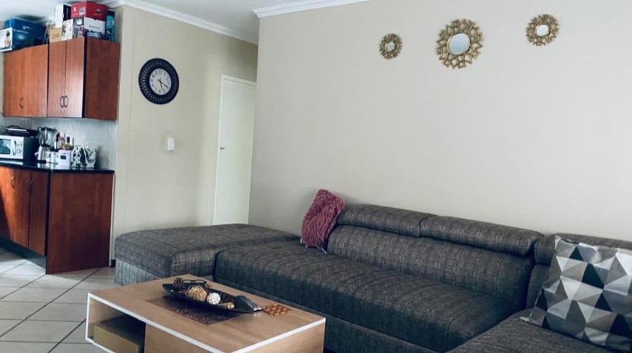 2 Bedroom Property for Sale in Halfway Gardens Gauteng