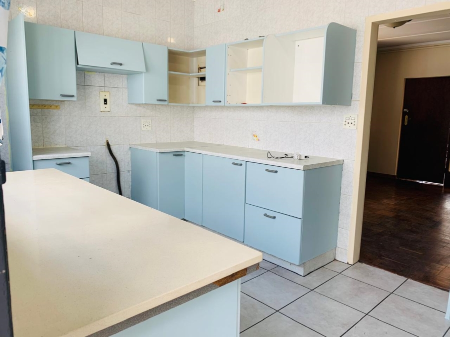 To Let 3 Bedroom Property for Rent in Wychwood Gauteng