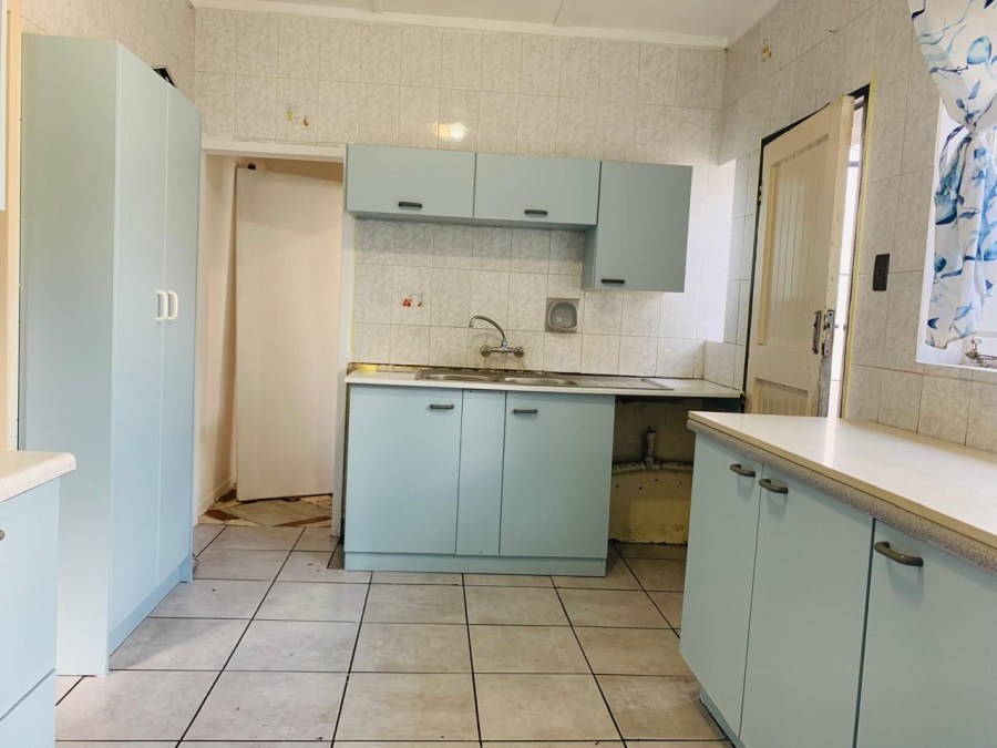 To Let 3 Bedroom Property for Rent in Wychwood Gauteng