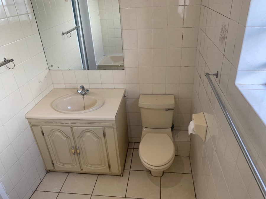 To Let 3 Bedroom Property for Rent in Wychwood Gauteng