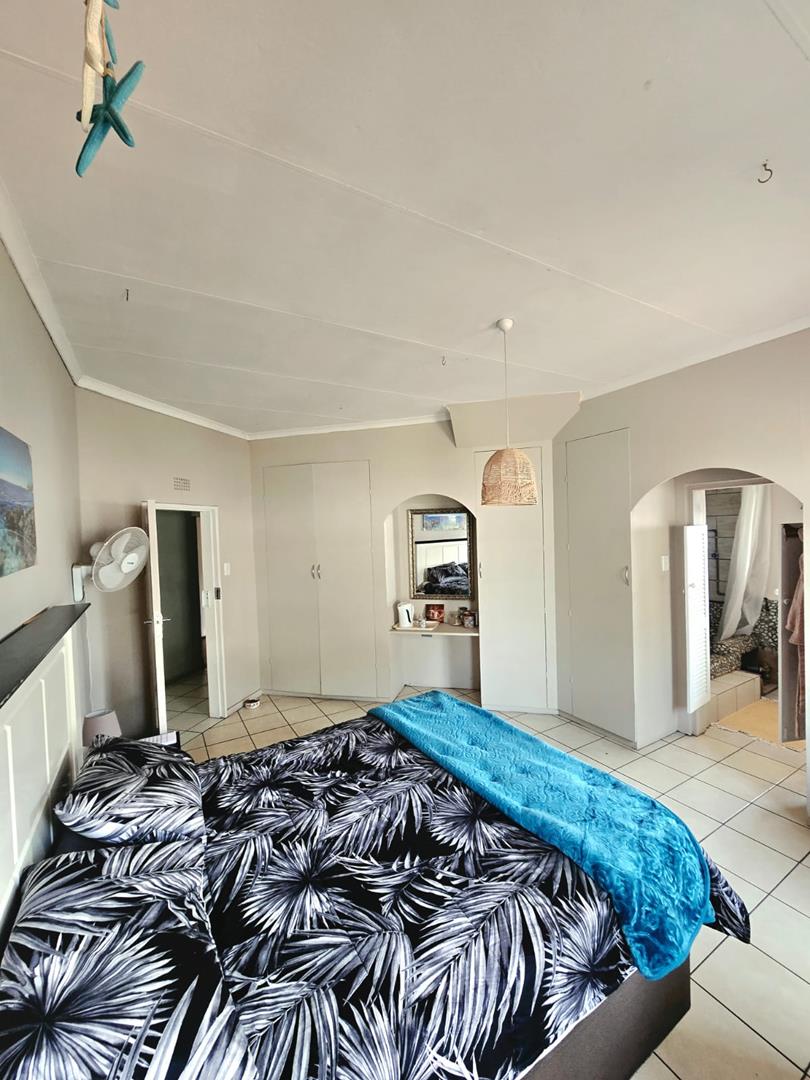 4 Bedroom Property for Sale in Lambton Gauteng