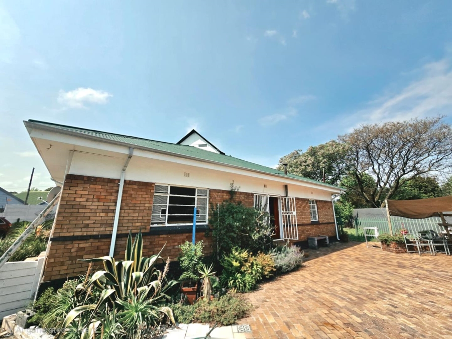 4 Bedroom Property for Sale in Lambton Gauteng