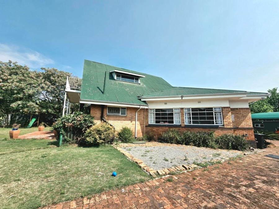 4 Bedroom Property for Sale in Lambton Gauteng
