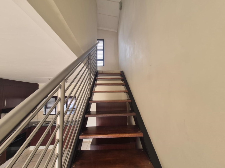 To Let 3 Bedroom Property for Rent in Barbeque Downs Gauteng