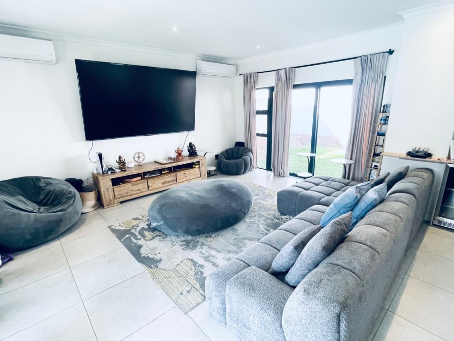 To Let 4 Bedroom Property for Rent in Bryanston Gauteng