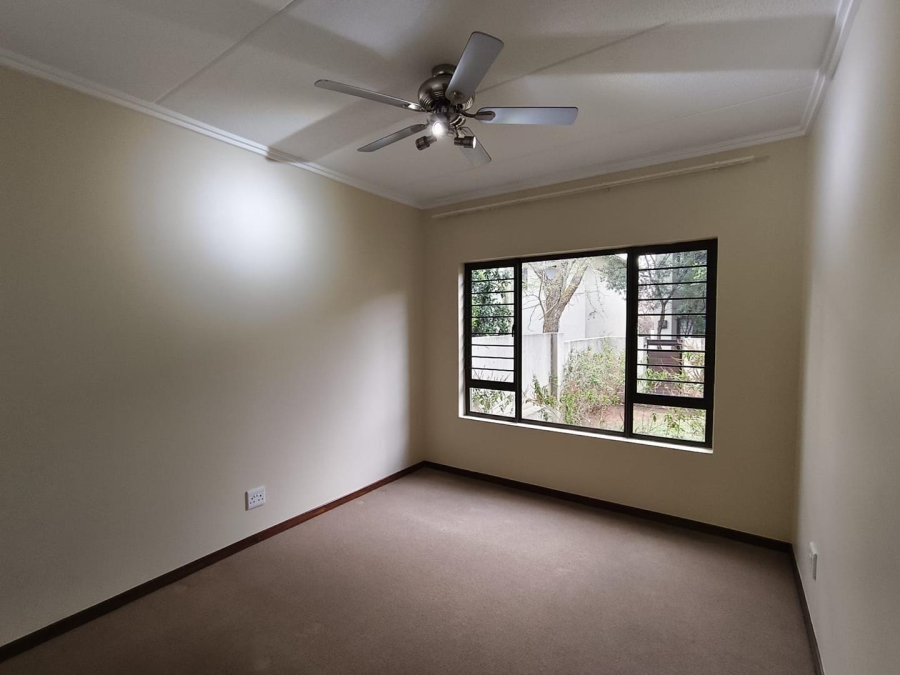 2 Bedroom Property for Sale in Maroeladal Gauteng
