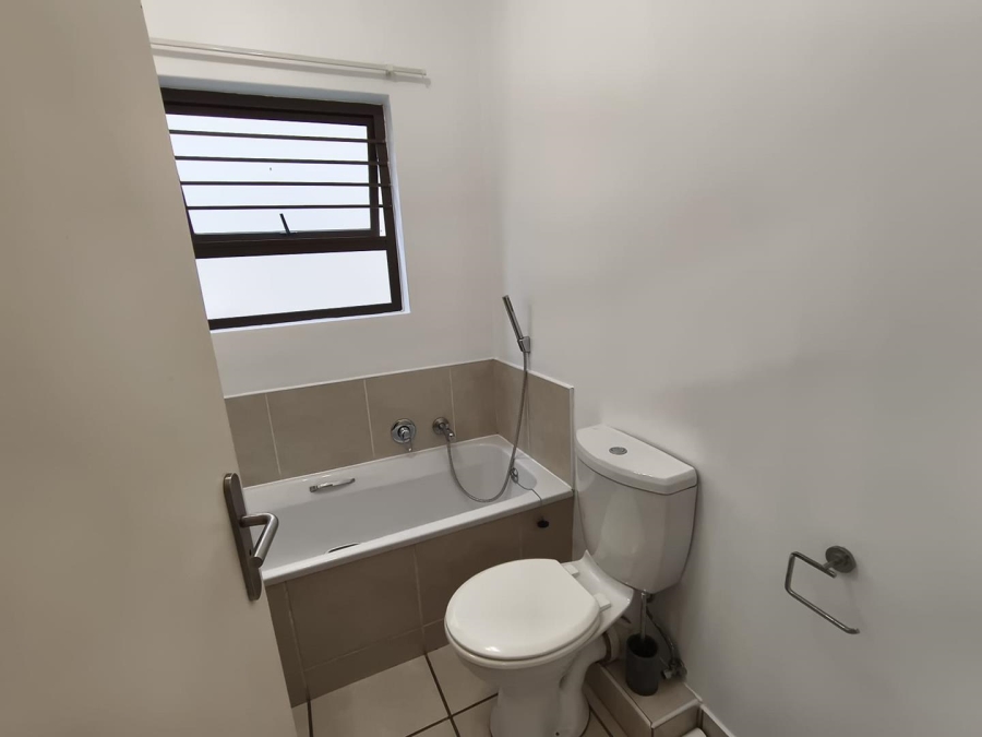 2 Bedroom Property for Sale in Maroeladal Gauteng