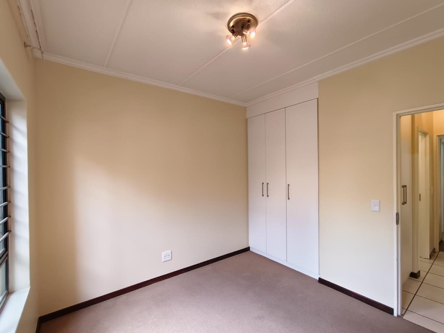 2 Bedroom Property for Sale in Maroeladal Gauteng