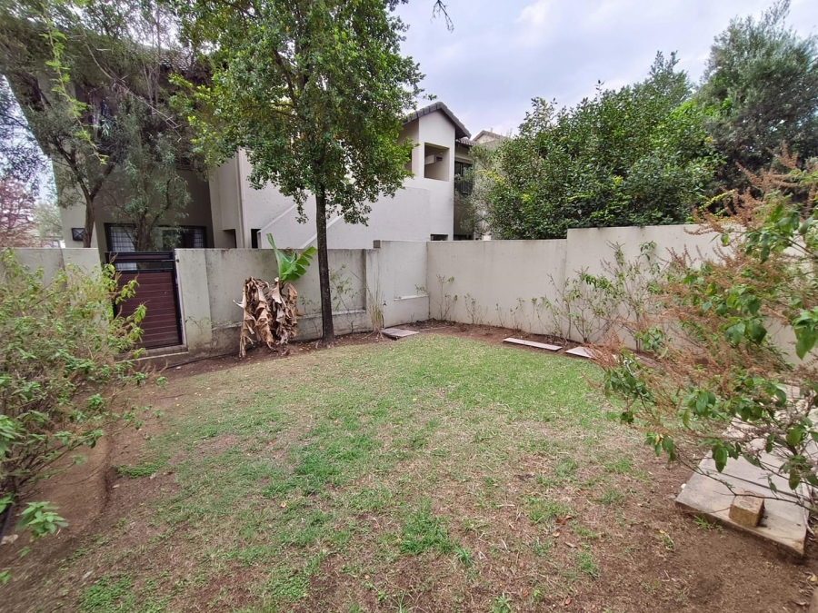 2 Bedroom Property for Sale in Maroeladal Gauteng