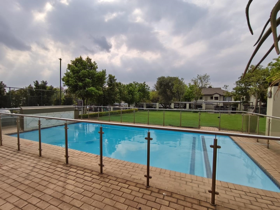 2 Bedroom Property for Sale in Maroeladal Gauteng
