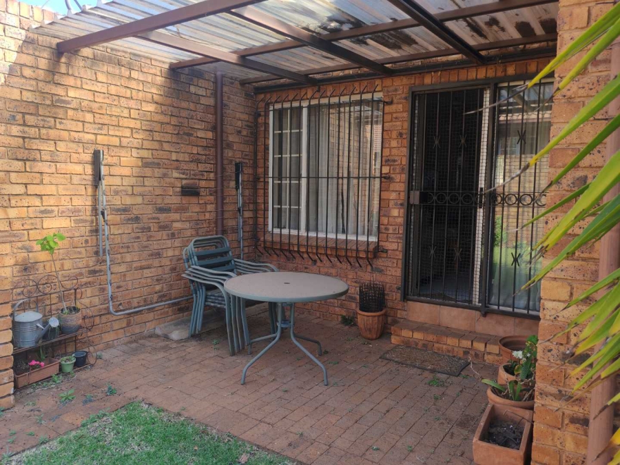 2 Bedroom Property for Sale in Clubview Gauteng