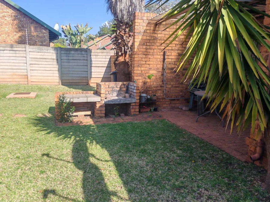 2 Bedroom Property for Sale in Clubview Gauteng