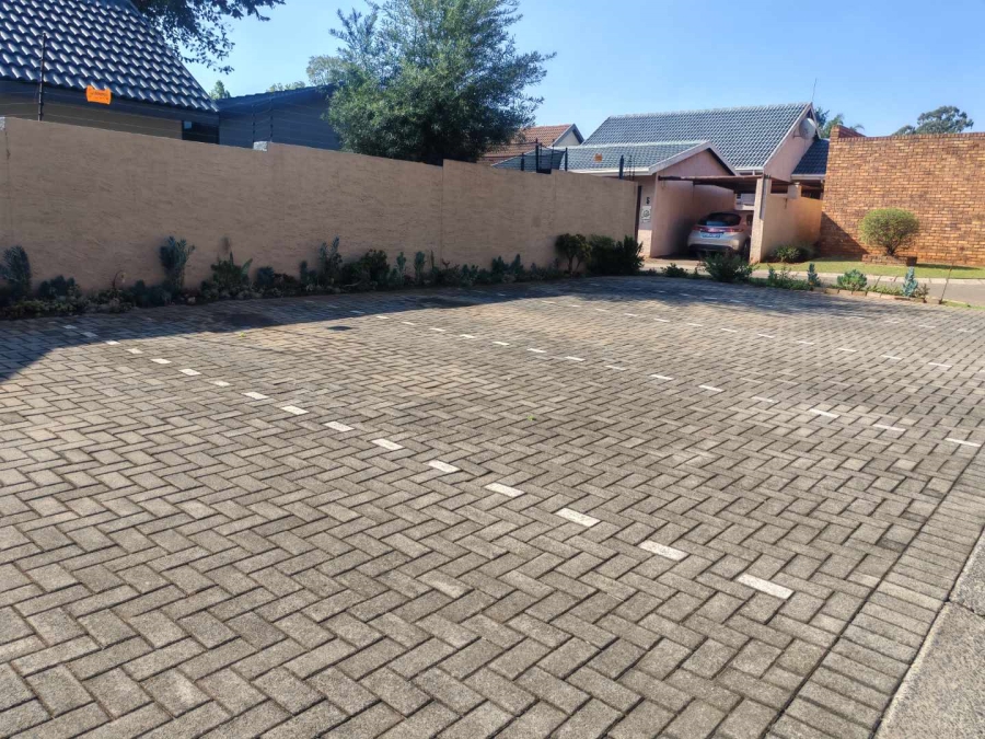 2 Bedroom Property for Sale in Clubview Gauteng
