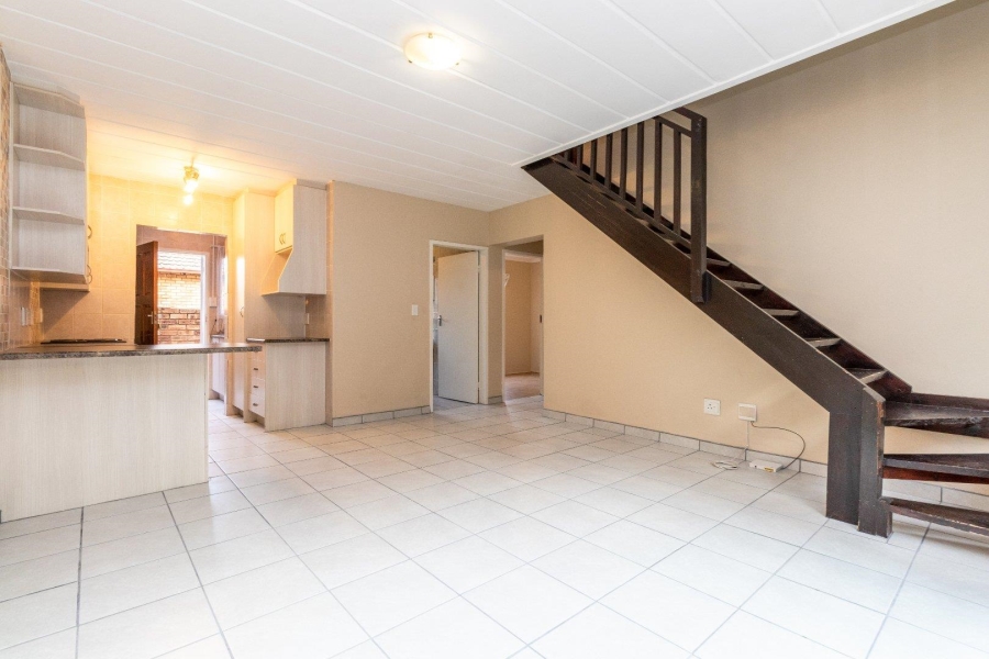 3 Bedroom Property for Sale in Wilgeheuwel Gauteng