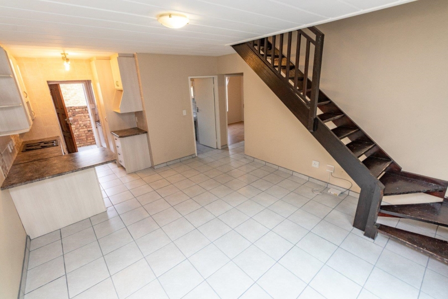 3 Bedroom Property for Sale in Wilgeheuwel Gauteng