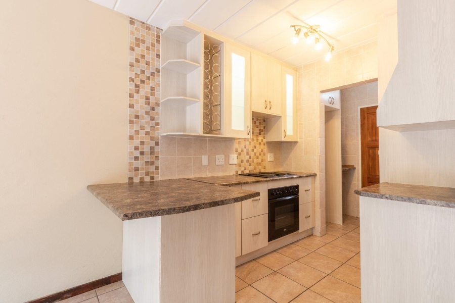 3 Bedroom Property for Sale in Wilgeheuwel Gauteng