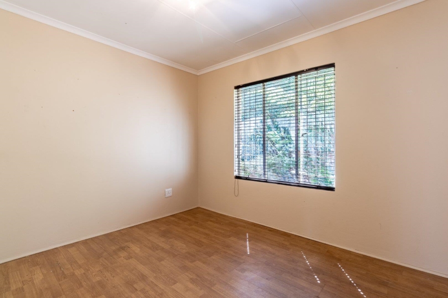 3 Bedroom Property for Sale in Wilgeheuwel Gauteng