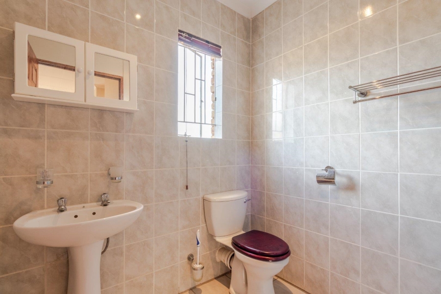 3 Bedroom Property for Sale in Wilgeheuwel Gauteng