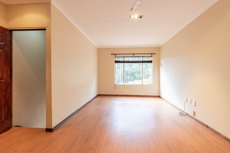 3 Bedroom Property for Sale in Wilgeheuwel Gauteng