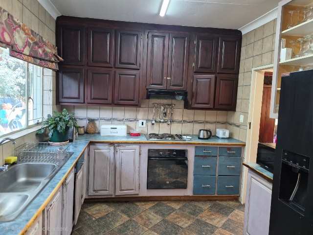 4 Bedroom Property for Sale in Elardus Park Gauteng